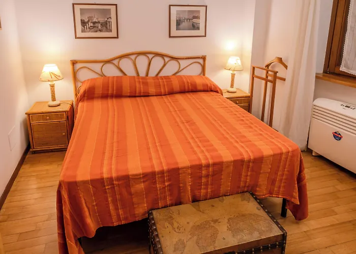 Navona Romantic House